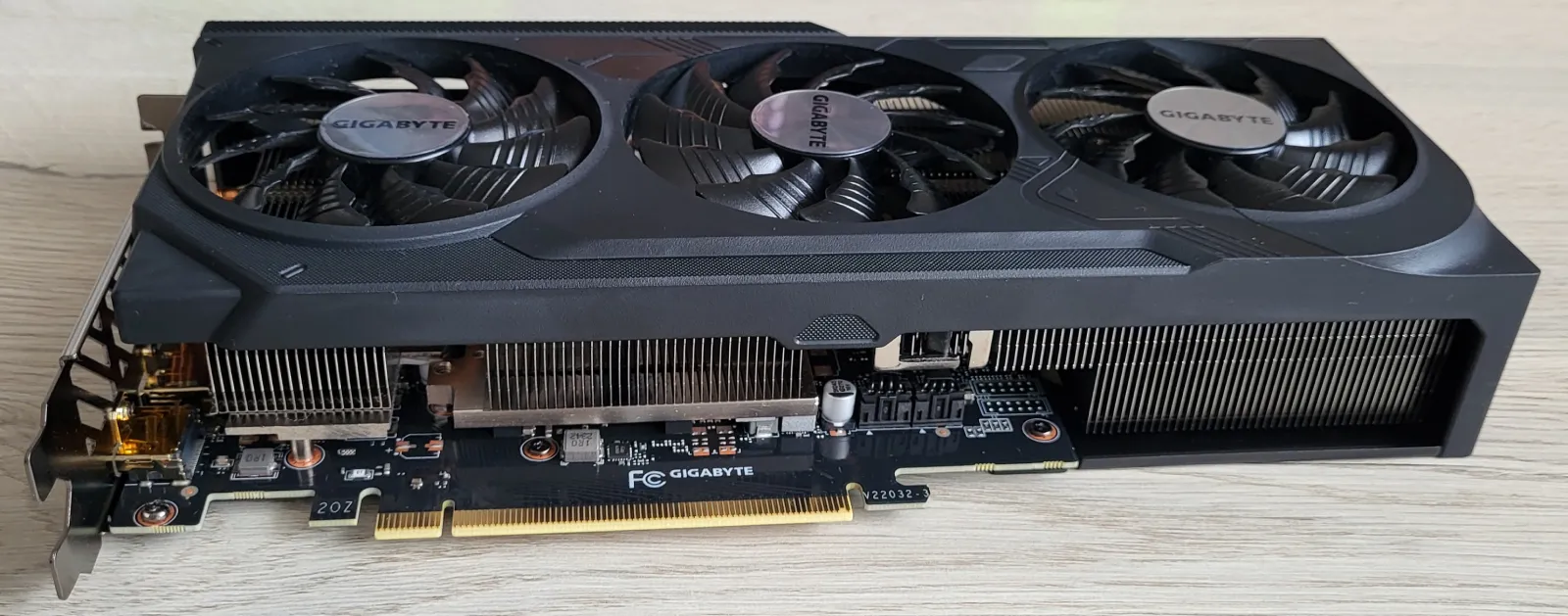 RTX 4070 Super Gigabyte