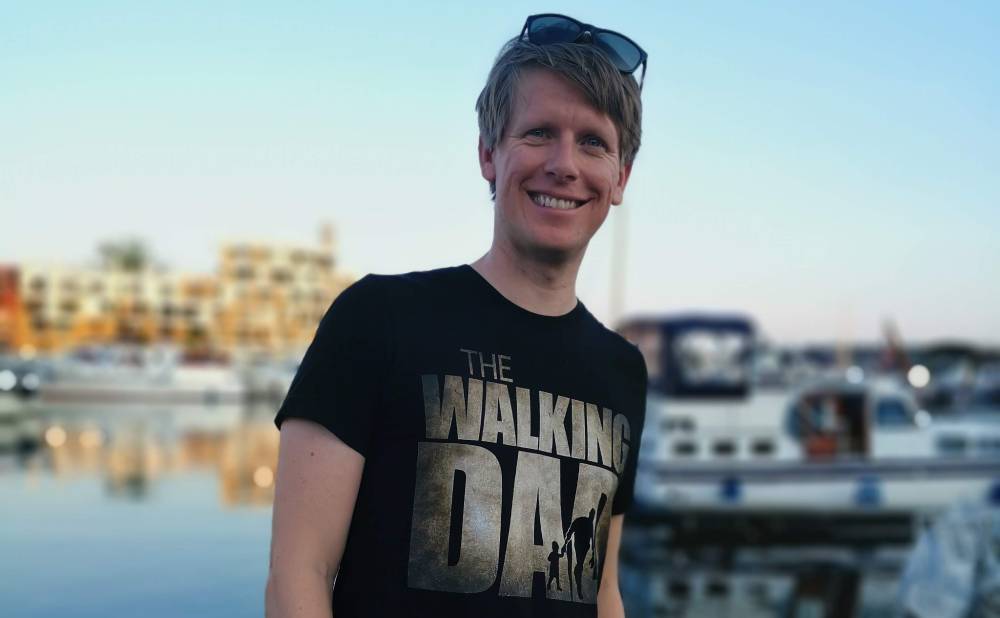 Stefan Petri – Gründer von TutKit.com und Familienvater mit Leib und Seele Stefan Petri – Gründer von TutKit.com und Familienvater mit Leib und Seele