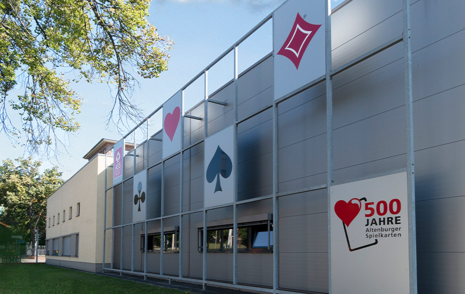 Spielkartenfabrik Altenburg GmbH ist Deutschlands Nummer 1 in der Produktion von Spielkarten und Spielen. Spielkartenfabrik Altenburg GmbH