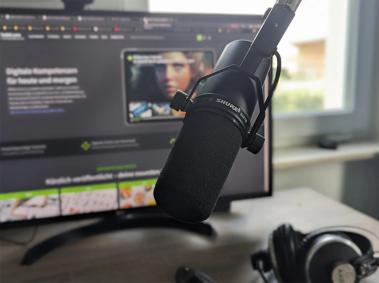 Микрофон Shure SM7B для уменьшения шума