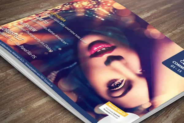 Photoshop-Mockup-Vorlage für das Cover eines A4-Hefts im Querformat 1