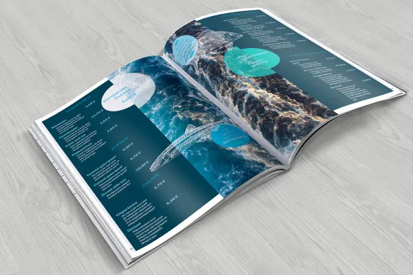Template Photoshop mockup untuk dua halaman di buku A4 - Versi 2