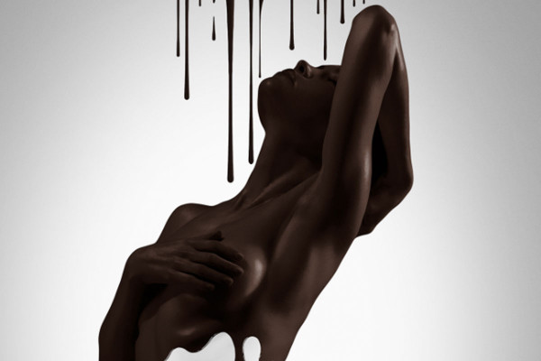 You too can sweeten your designs with a shiny chocolate icing