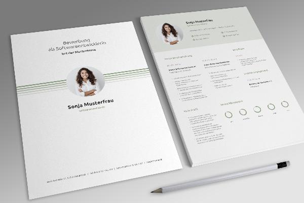 Søknadsmal for programvareutvikler (m/w/d) i pastellgrønn.
