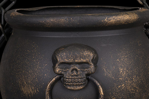 Pictures for horror and Halloween - 2 witches' cauldrons