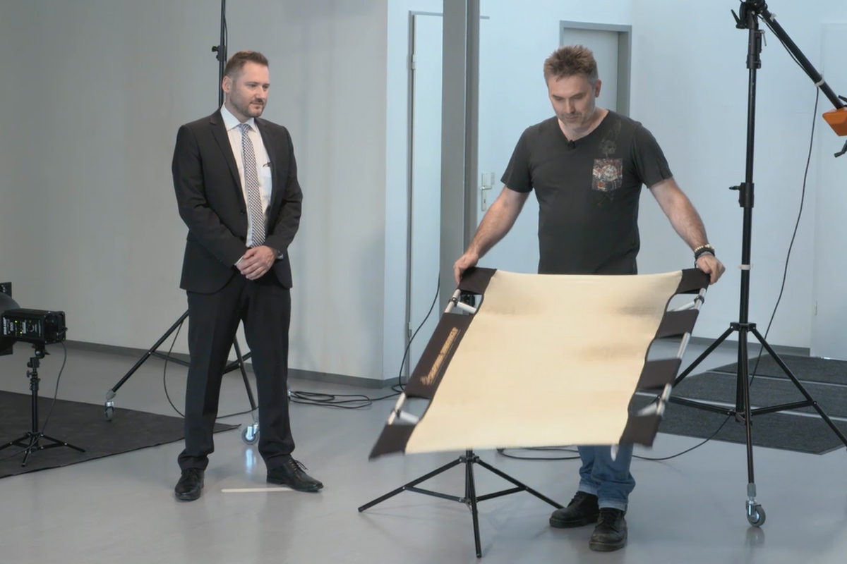 Business-portretter - fotoprosessen for karriere og suksess - 03 Lysoppsett: mørk bakgrunn