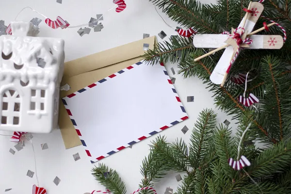 10 weihnachtliche Hintergründe als Bilder und Mockups mit silbernem Glitter