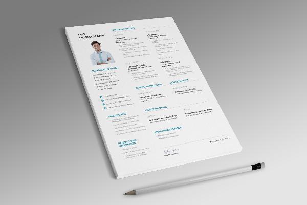 CV mal for pleieassistent, sykepleieassistent i lyseblå (enkeltsidig)