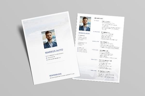 Søknadsmal for bilselger, bilselgerinne i pastellblå