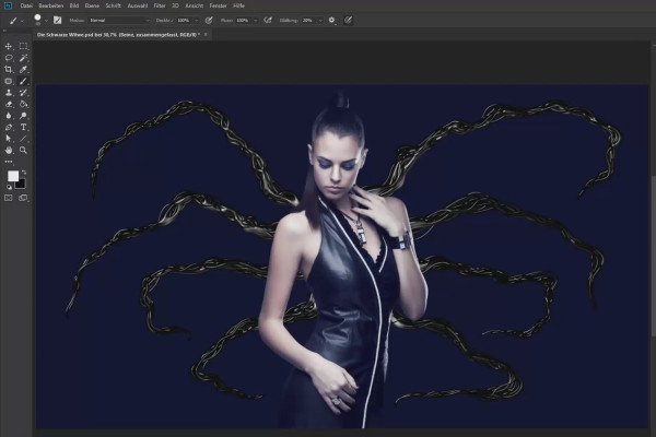 Compositing in Photoshop pour débutants : Dessiner une veuve noire avec 3 pattes dans l'image.