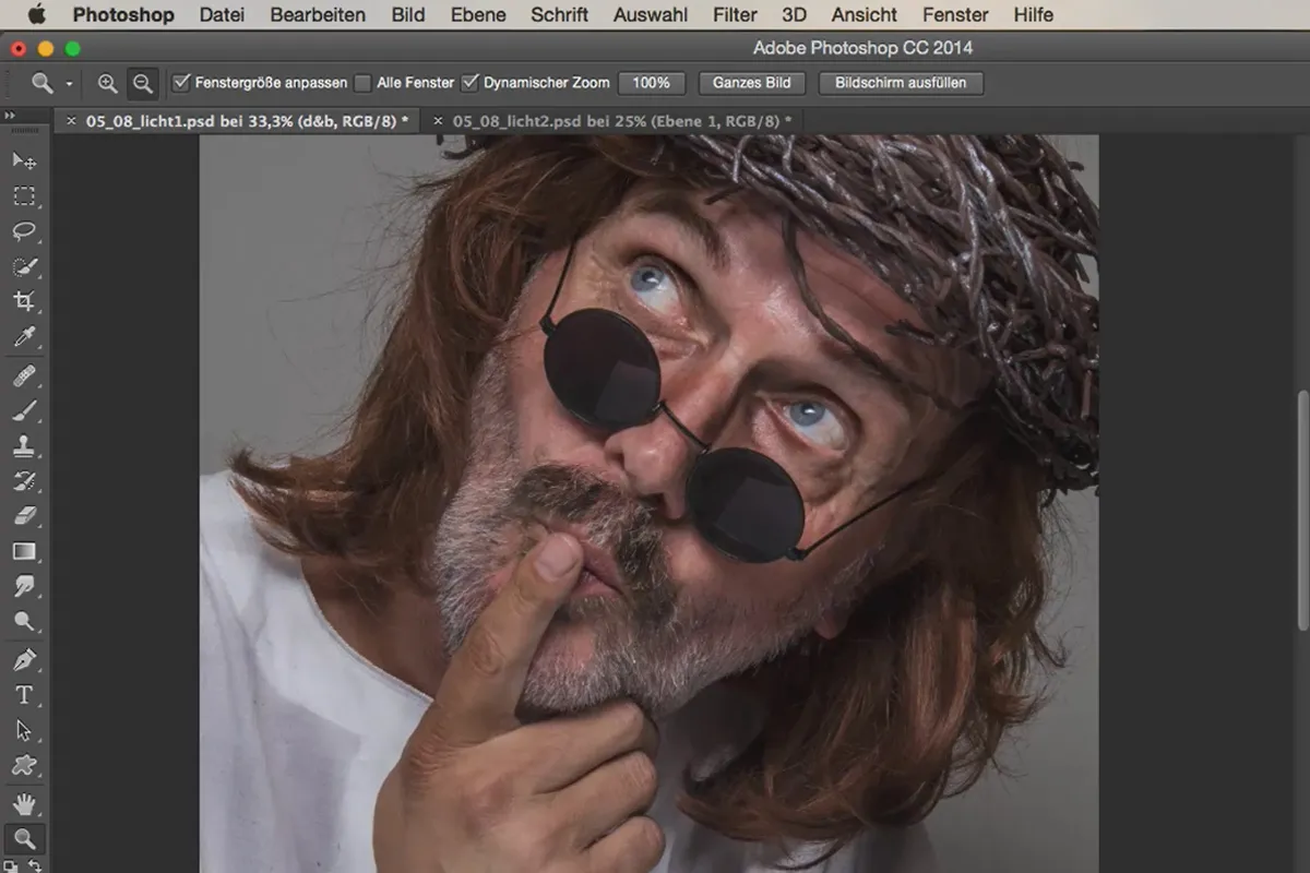 Spauskite ir stilių su „Photoshop“ - šviesa pabrėžia figūrą