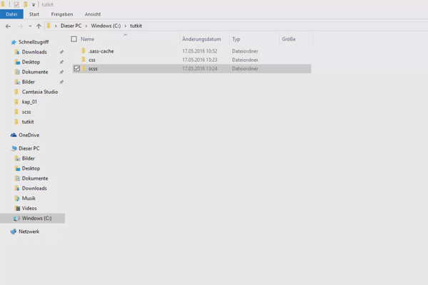 Modern CSS with Sass - 04 Combine files