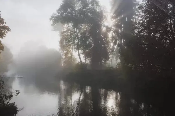 Nastroj jesienny z Emotionistą światła – 06 Rzeka w ponurej atmosferze 1.