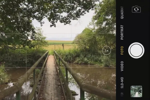 Smartphone-Fotografie und -Bildbearbeitung: 2.3 Gegenlichtaufnahme auf einer Brücke
