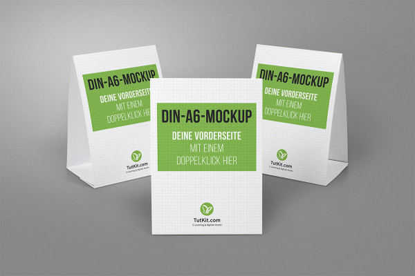 Mockup: drei gesteckte Tischaufsteller im DIN-Format, hintereinander