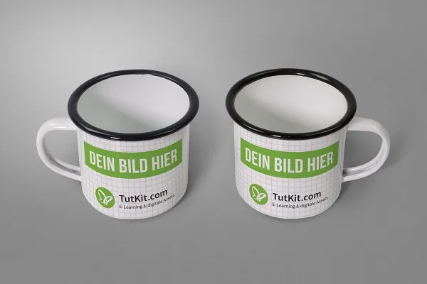 Mockup: Dua cangkir kopi dengan pinggiran hitam yang melengkung.
