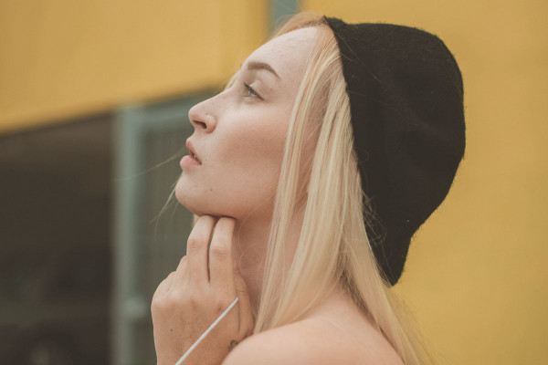 Preset for moody looks: 07 | Warm Lights Medium