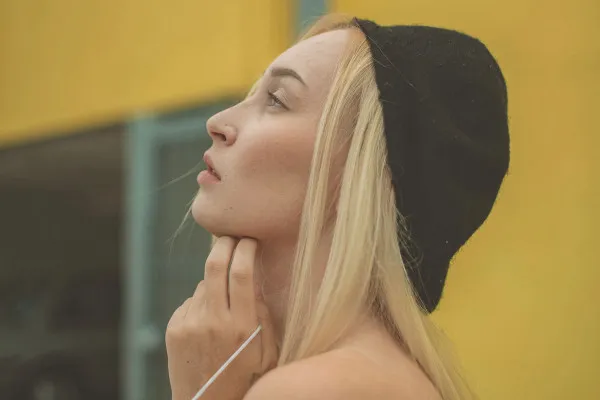 Preset per look malinconici: 08 | Luci calde basse