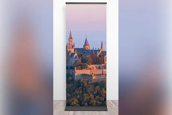 850mm x 2200mm 크기의 롤업을 위한 Photoshop 모의업 템플릿