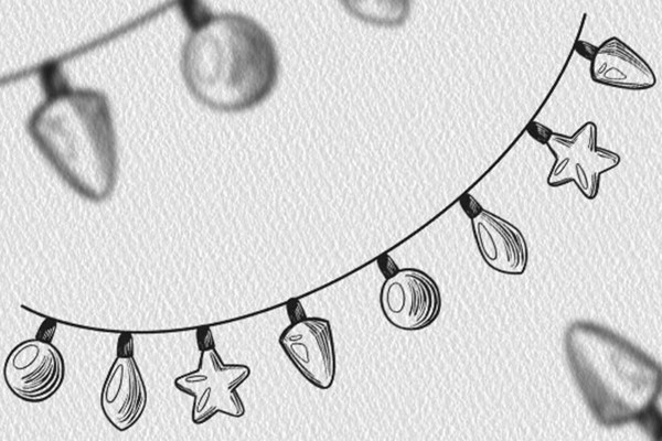 Motivo navideño en blanco y negro: adornos de árbol de Navidad en una cadena