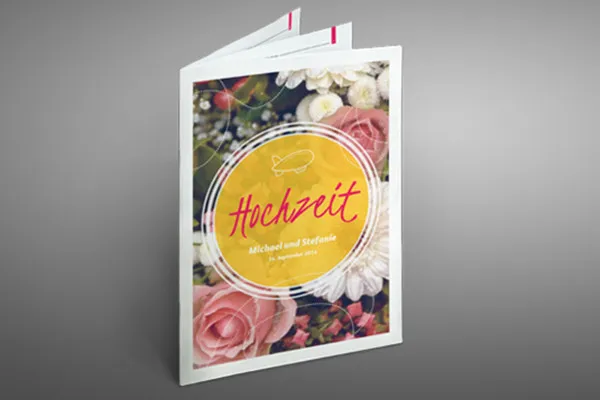 Mockup Photoshop untuk bagian depan buku A4 - Varian 3.