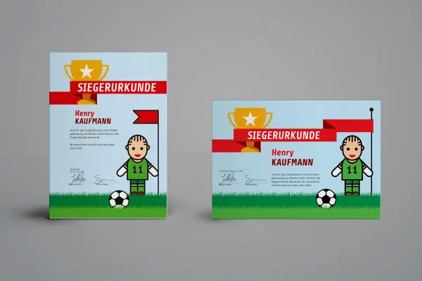 Творчий дизайн сертифікатів для дітей (футбол) у вертикальному та горизонтальному форматах.