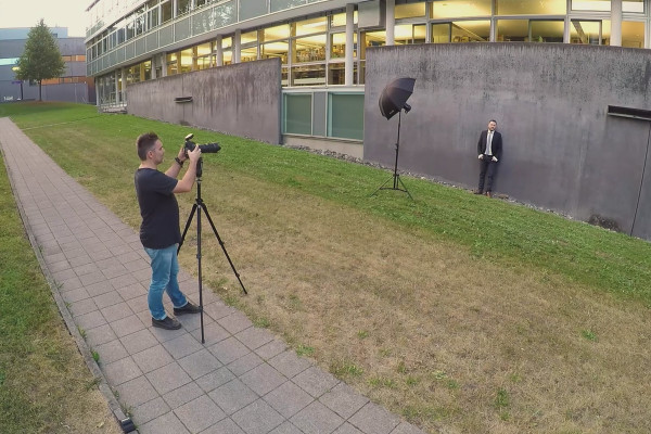 Business portraits - the photo workflow for career and success - 17 On-location shoot: Set 2