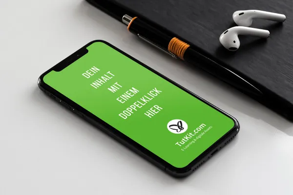Mockup con smartphone, cellulare (iPhone) - Versione 21