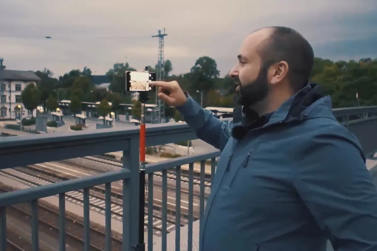 Smartphone-Fotografie und -Bildbearbeitung: 5.1 Blaue Stunde am Bahnhof