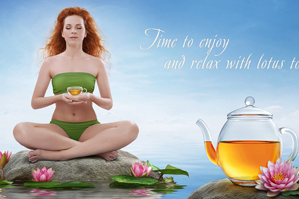 Reklameplakat Lotus Tea - Del 05 - Indsæt komponeringsteekande med Lotus-skrift.