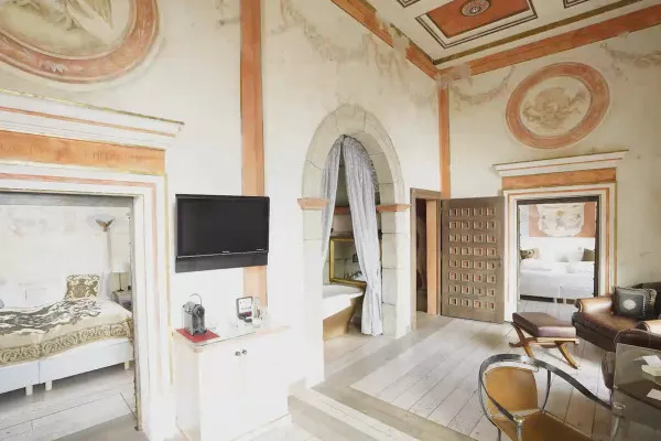 Hotelfotografie: Technika, motivy a praxe - 24 Suite: Obývací část Část 2