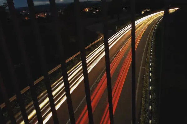 Smartphone-Fotografie und -Bildbearbeitung: 5.5 Autolichter mit Langzeitbelichtung – Snapseed
