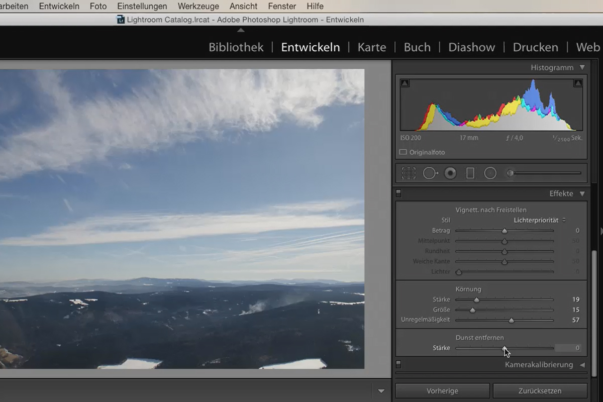 Lightroom para principiantes e intermedios: 05 - Revelado de imágenes - 5.10 - Efectos creativos