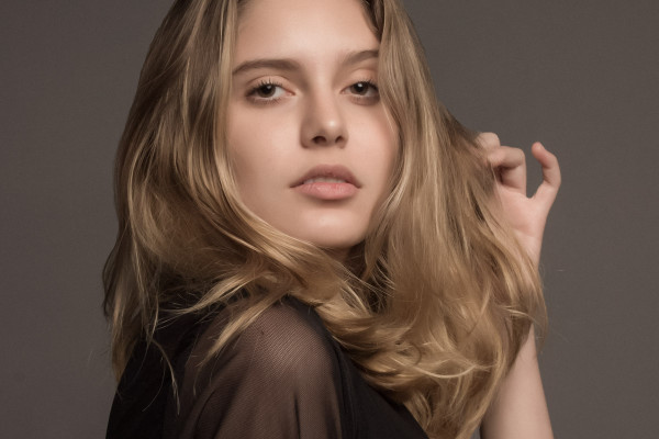 Preajuste para looks de moda y belleza (Lightroom, Camera Raw): 31 | Piel suave