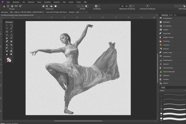 Composición en Affinity Photo: Ángel de Navidad - 2 bailarinas recortadas