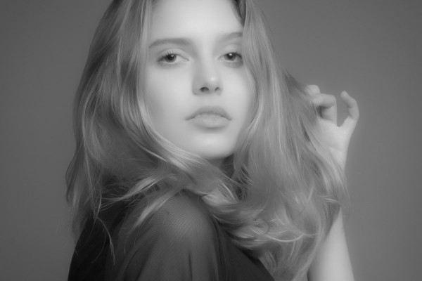 Preajuste para looks de moda y belleza (Lightroom, Camera Raw): 36 | BW Wash