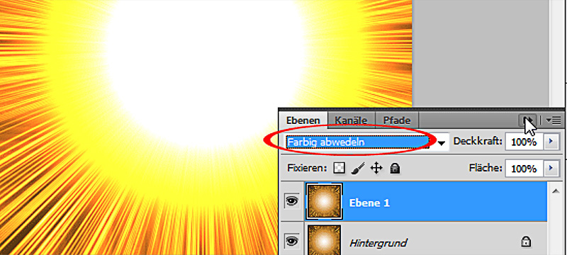 Explosion avec du feu et des rayons