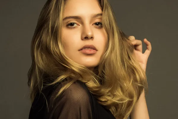 Eelmäärde Fashion- ja ilmevahendite jaoks (Lightroom, Camera Raw): 40 | Kuldne