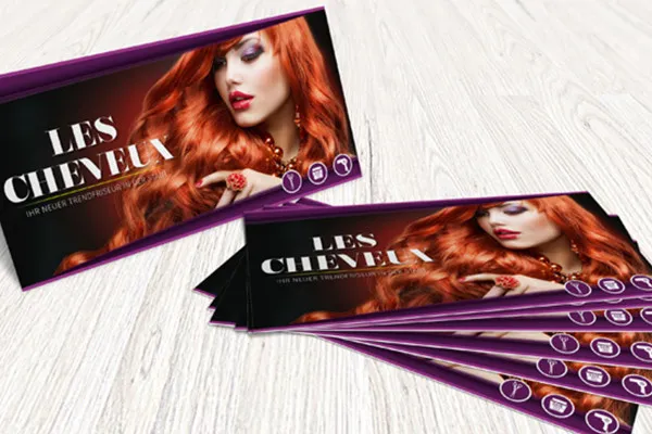 Template mockup Photoshop untuk selebaran DIN-lang dalam format horizontal - Varian 2