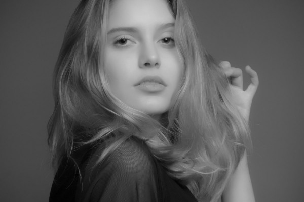 Preajuste para looks de moda y belleza (Lightroom, Camera Raw): 48 | BW Dreamy