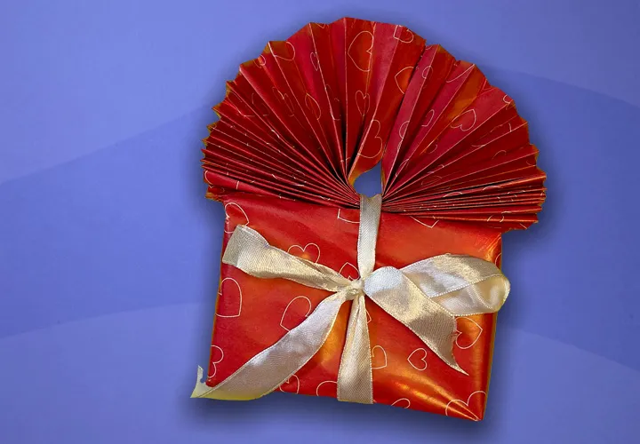 Kreative Geschenkverpackung basteln: einfach, schön & mit Herz Kreative Geschenkverpackung basteln: einfach, schön & mit Herz