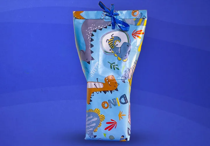 DIY Dinosaurier-Verpackung aus Papier: mit Foto- & Videoanleitung DIY Dinosaurier-Verpackung aus Papier: mit Foto- & Videoanleitung
