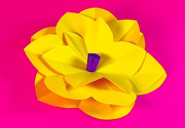 Hübsche Papierblume Anleitung: Einfache Dekoidee mit Papier