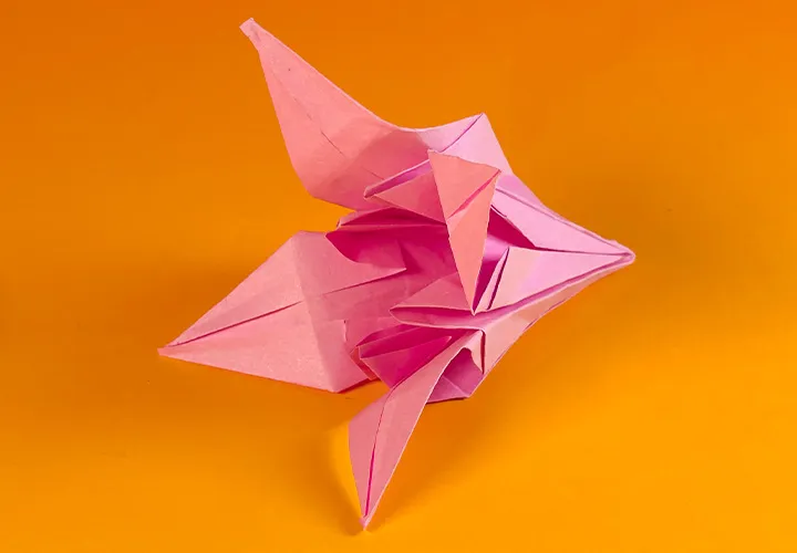 Złóż origami lilie: piękny papierowy kwiat dla dzieci i początkujących z instrukcją