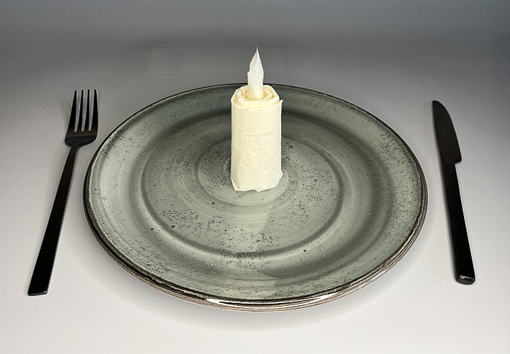 Doblar servilletas como velas para Navidad: Instrucciones con fotos y vídeo
