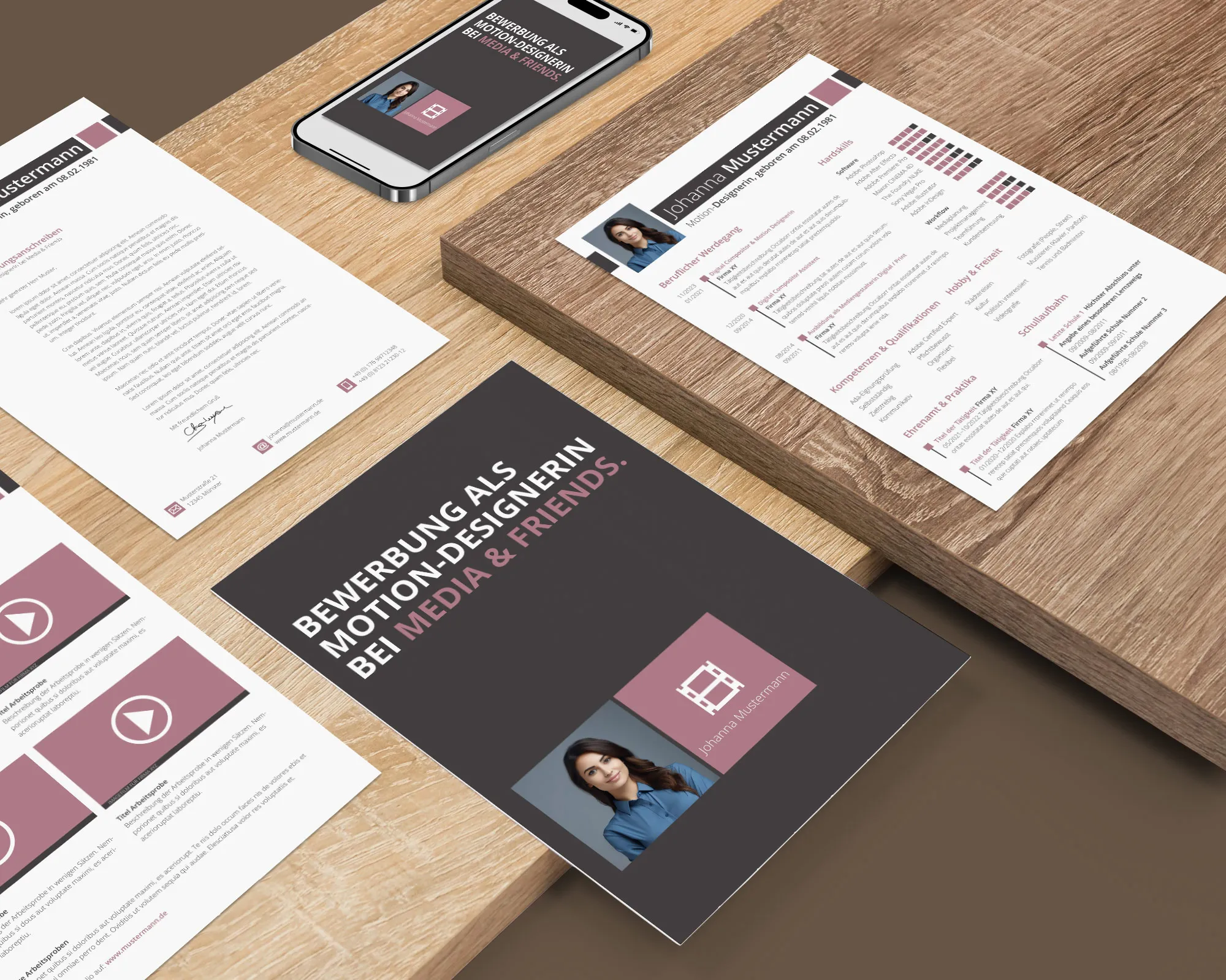 Application as a librarian: Download cover letter and CV template