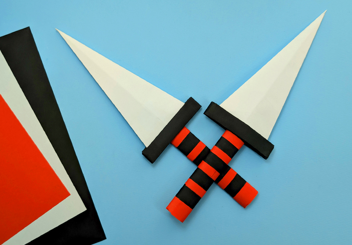 Set Armi Ninja Boland 2 Pezzi: Sai E Nunchaku Giocattolo Per Costumi E Feste A Tema