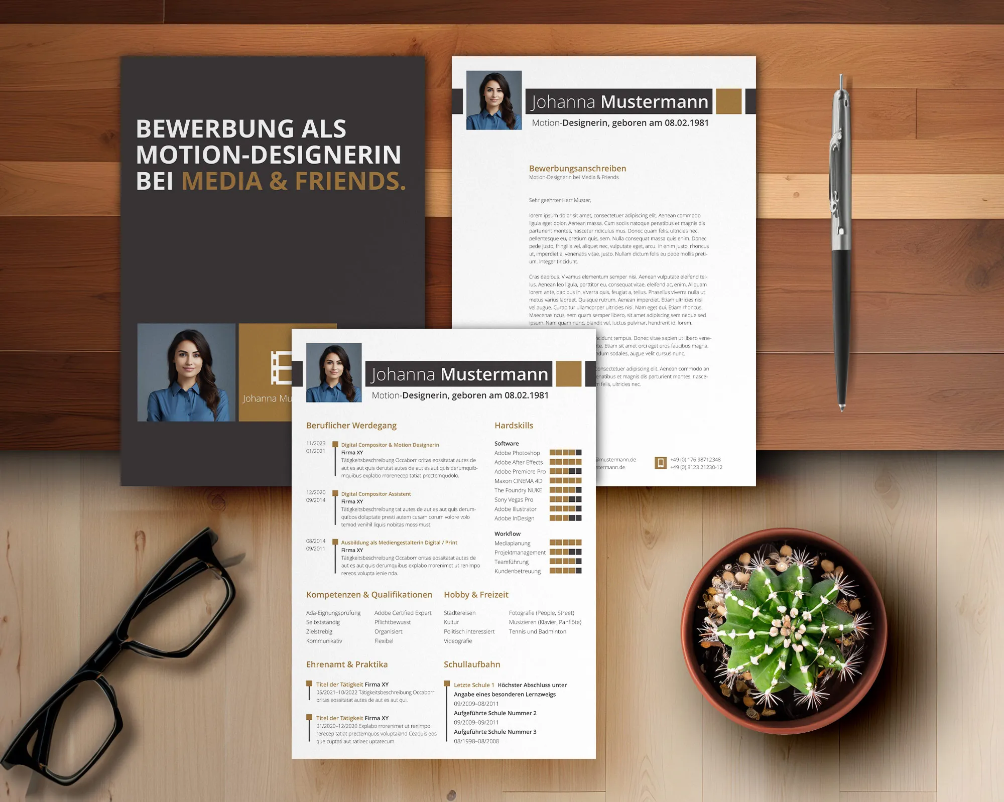 Application as shipping employee: Sample for resume and cover letter