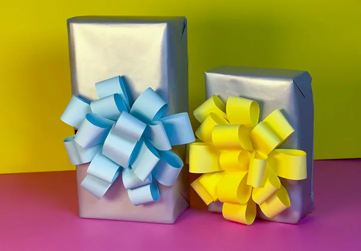 Creare un nastro da regalo in carta – grande guida DIY con istruzioni