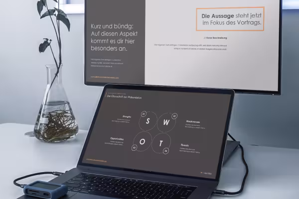 Aperçu des modèles pour PowerPoint, Keynote et Google Slides dans le style Simplex.